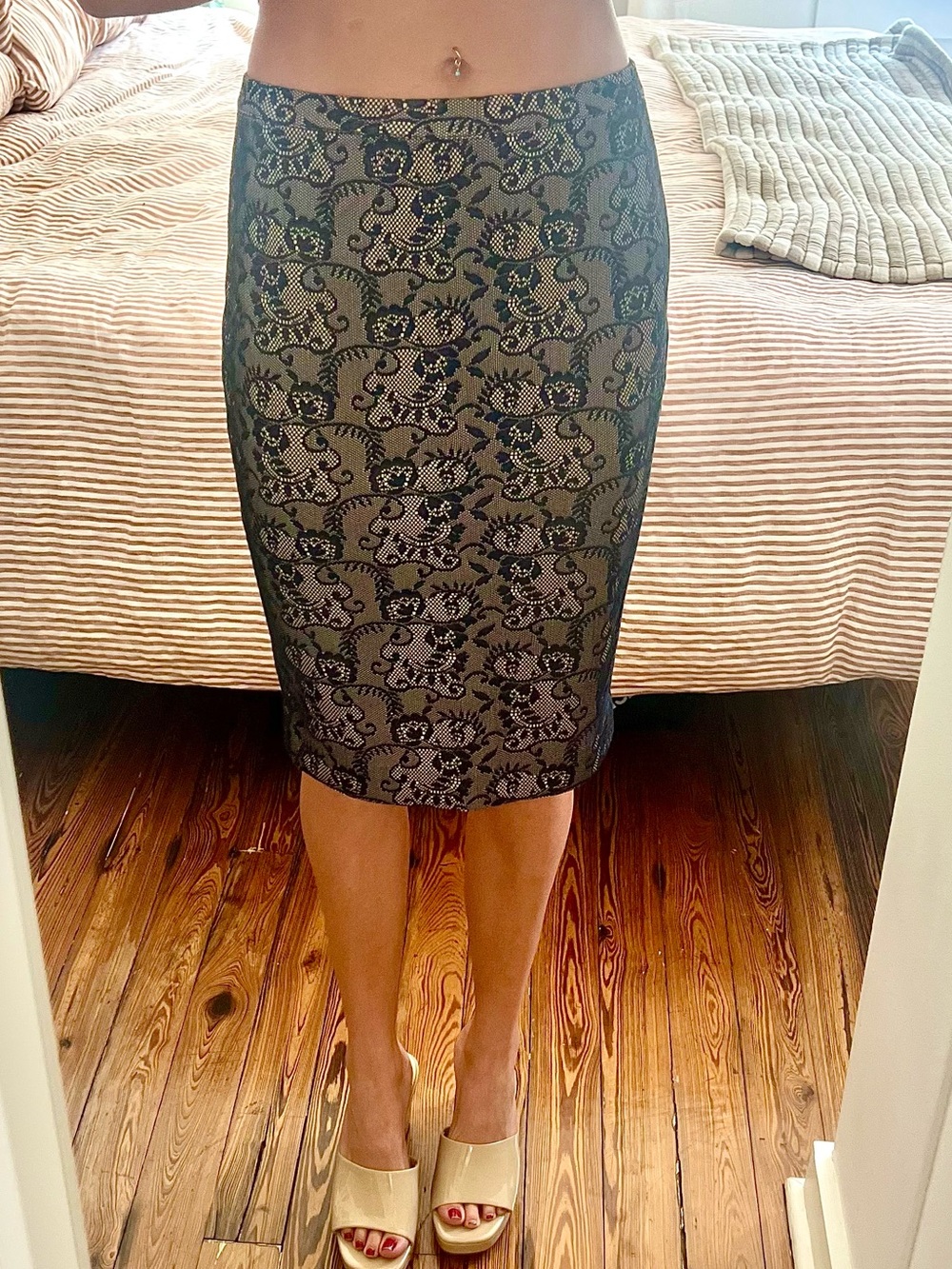 Super Comfortable Sz 2 The Limited Pencil Skirt